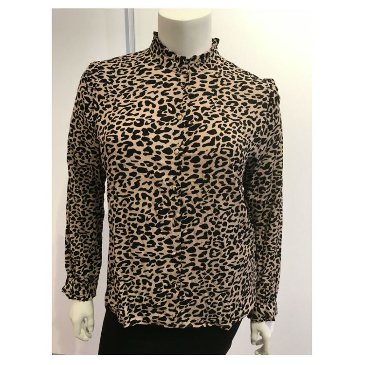 B-Young skjorte i leopard print og flæse ved halsen