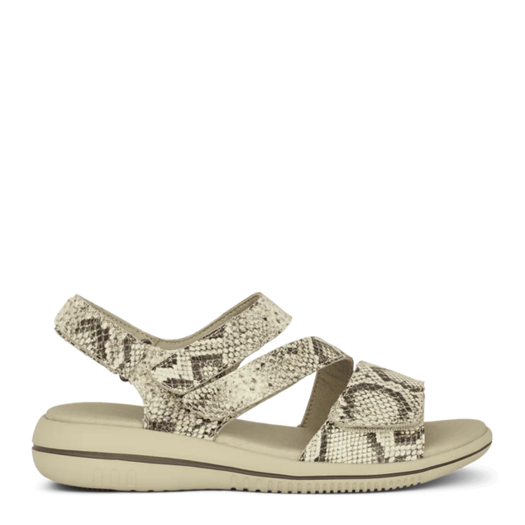 GC sandal